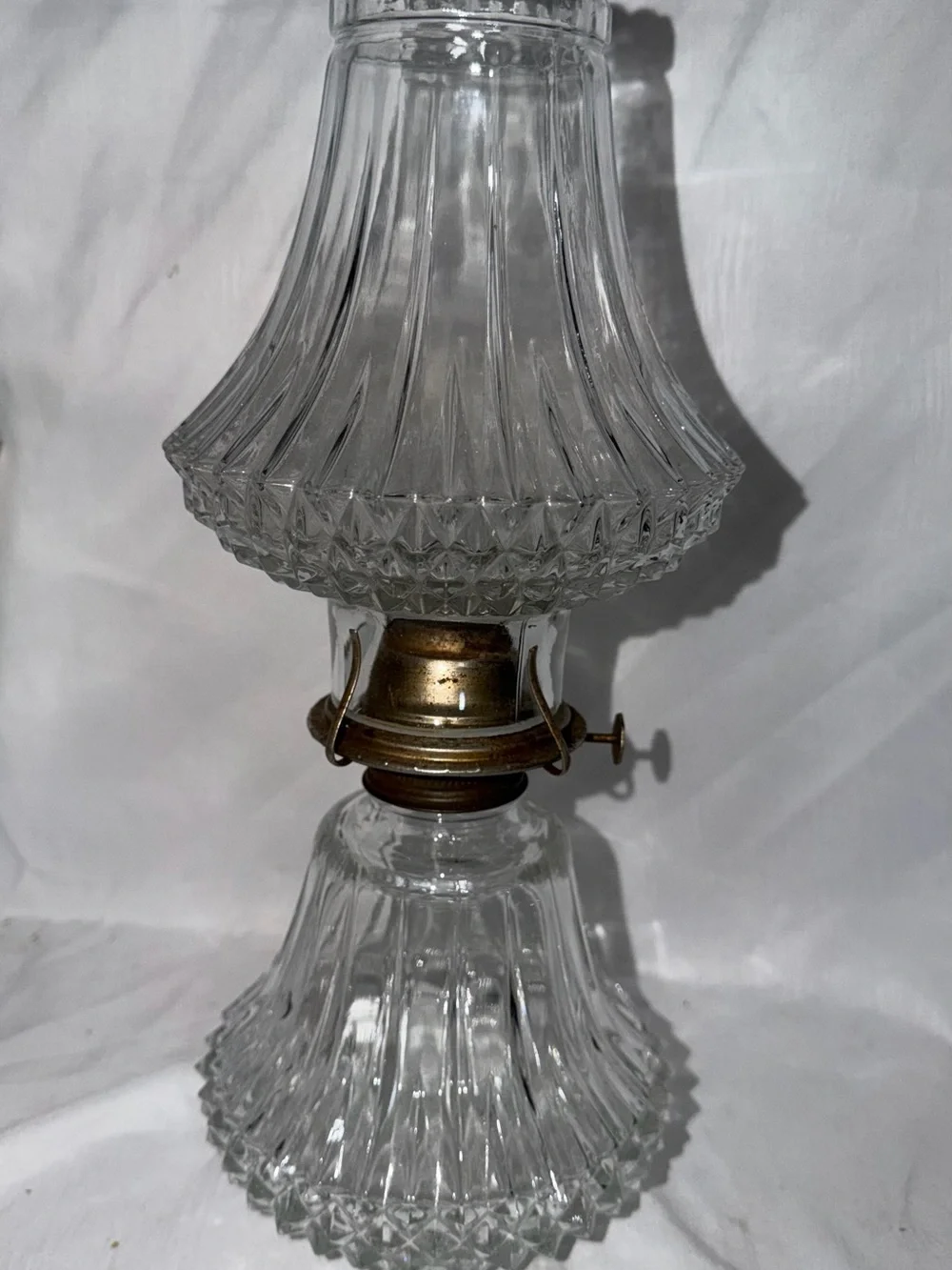 classic clear glass oil lamp
